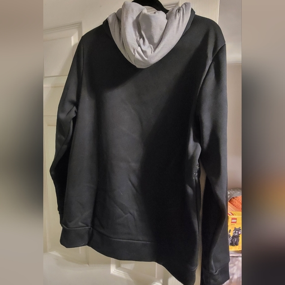 Underarmour Hoodie - Picture 2 of 3